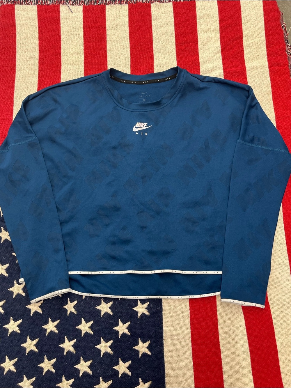 Nike Blue Long-Sleeve Crop Top Sweater with White Logo Trim Women’s Size 1X